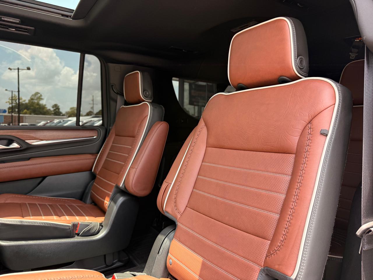 GMC Yukon XL Denali Ultimate 4WD 2024