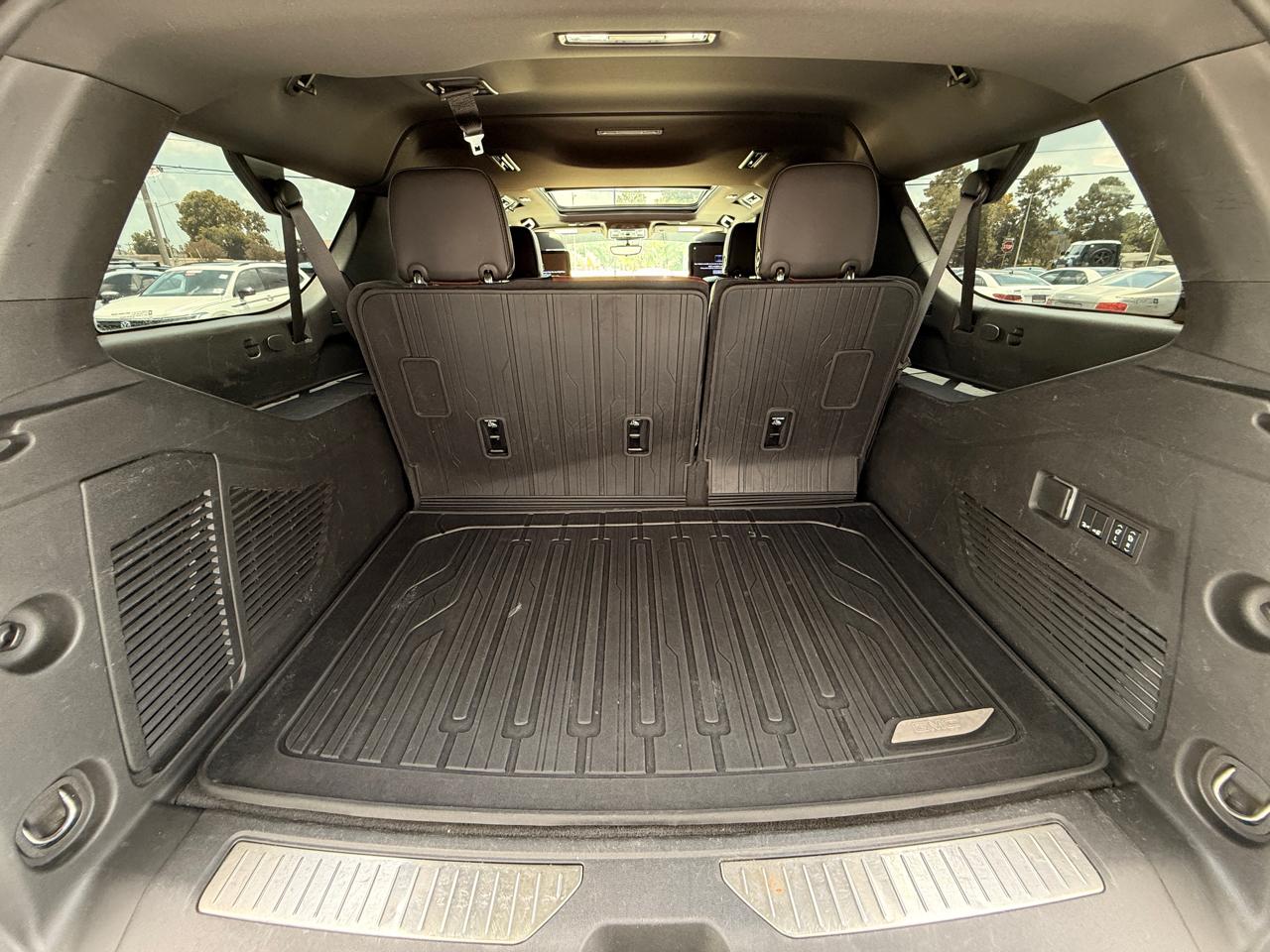 GMC Yukon XL Denali Ultimate 4WD 2024