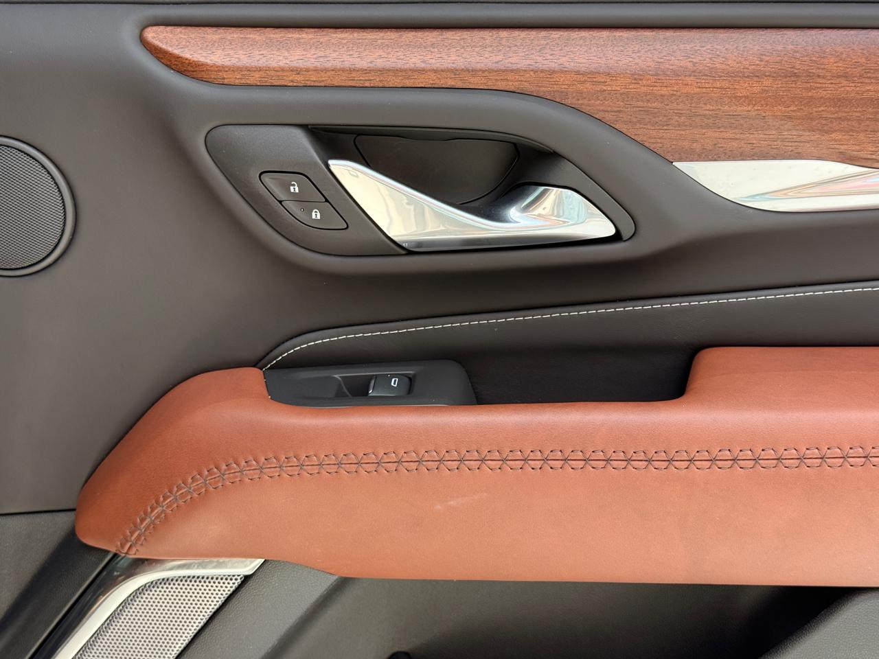 GMC Yukon XL Denali Ultimate 4WD 2024