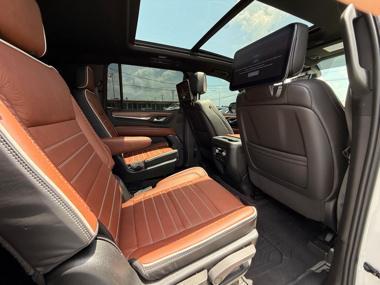 GMC Yukon XL Denali Ultimate 4WD 2024