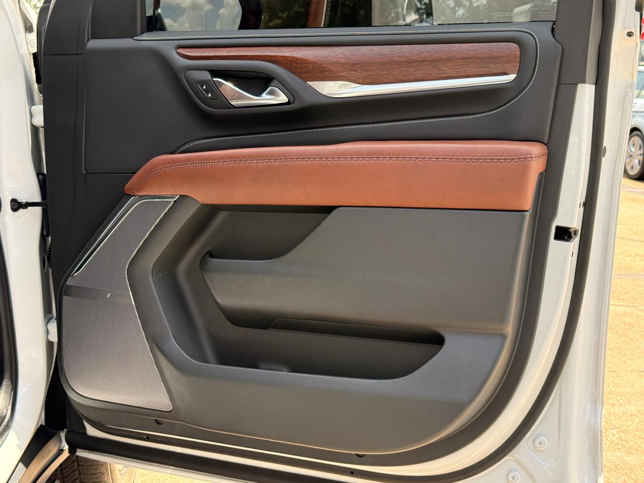 GMC Yukon XL Denali Ultimate 4WD 2024