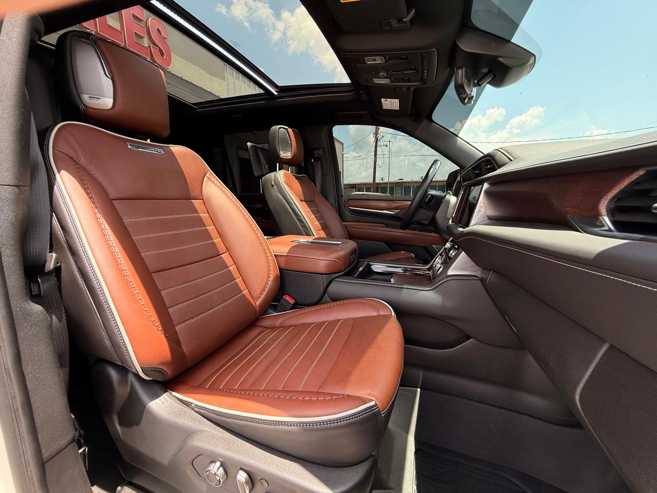 GMC Yukon XL Denali Ultimate 4WD 2024