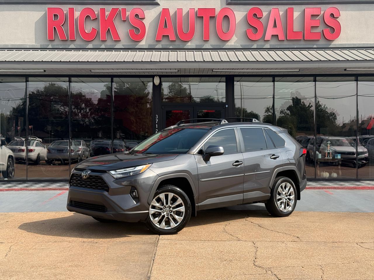 Toyota RAV4 XLE Premium 2023