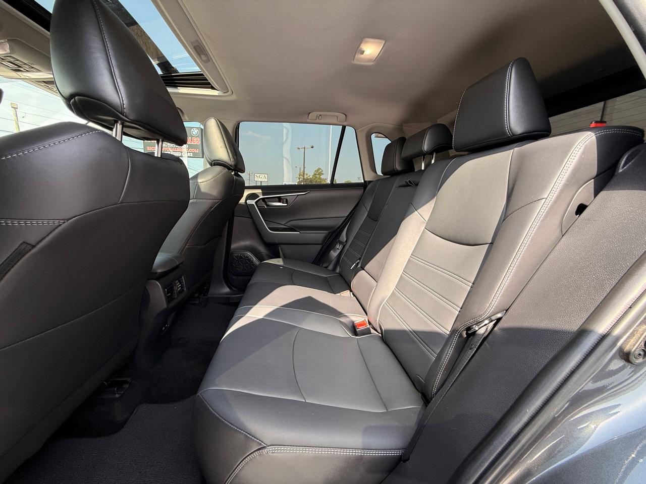 Toyota RAV4 XLE Premium 2023