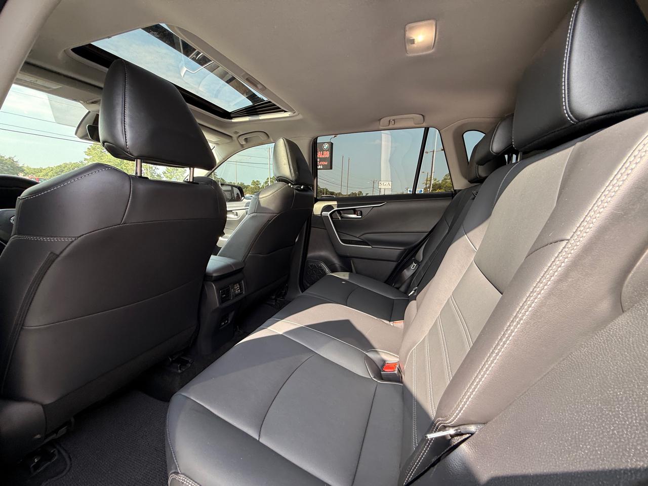 Toyota RAV4 XLE Premium 2023