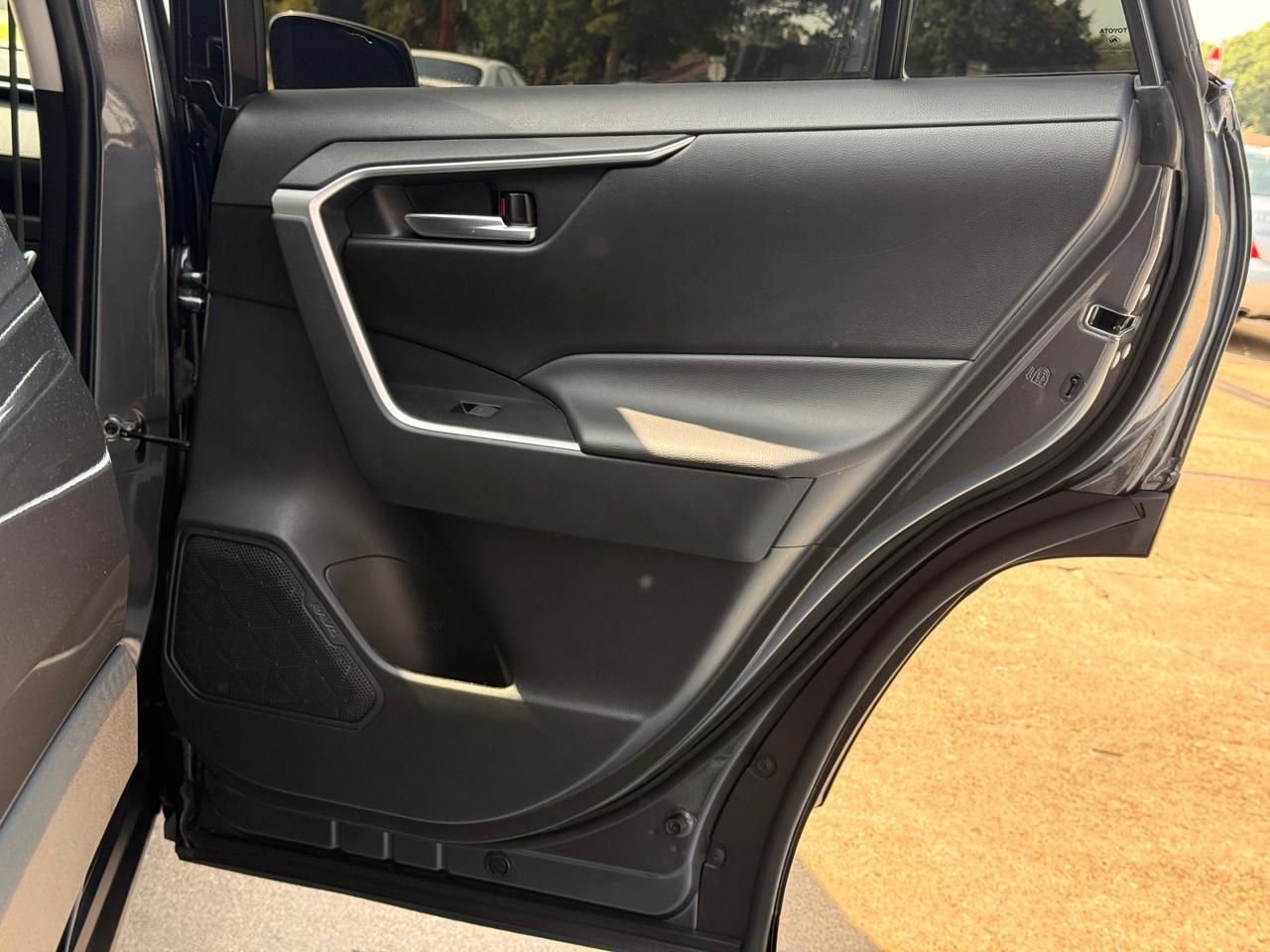 Toyota RAV4 XLE Premium 2023