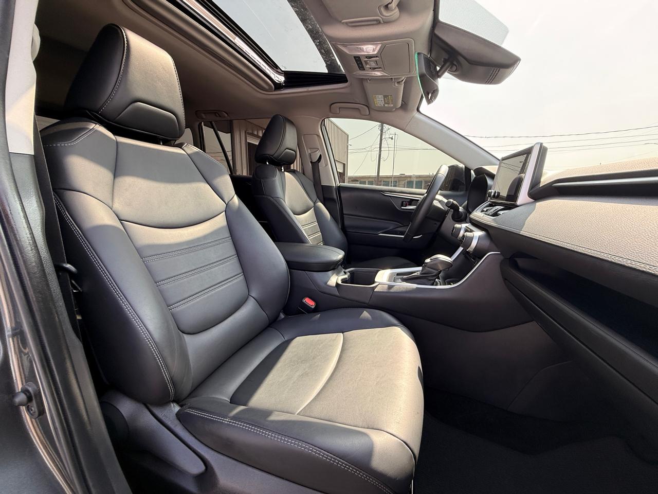 Toyota RAV4 XLE Premium 2023