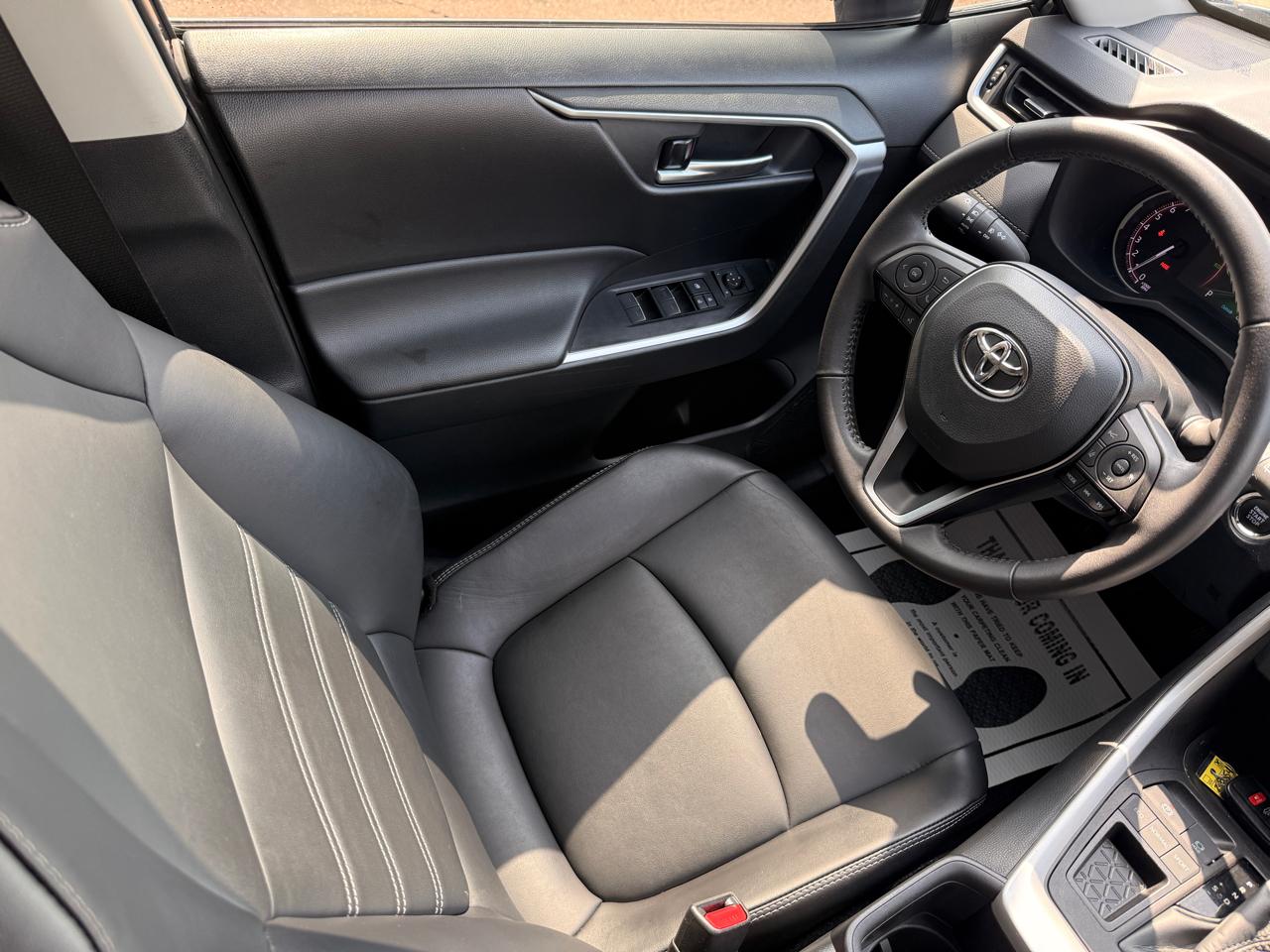 Toyota RAV4 XLE Premium 2023