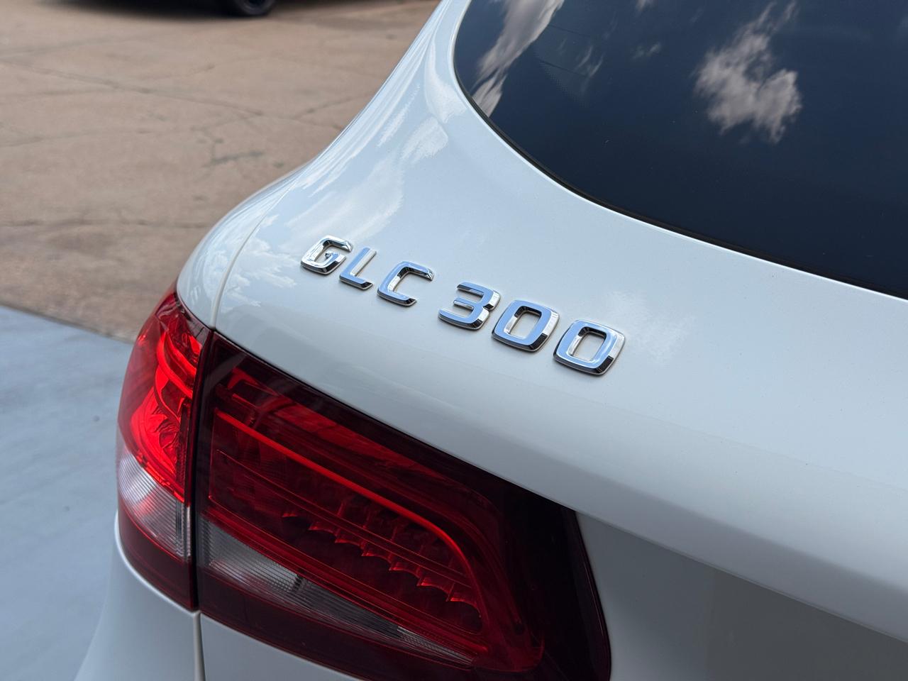 Mercedes-Benz GLC-Class GLC300 4MATIC 2016