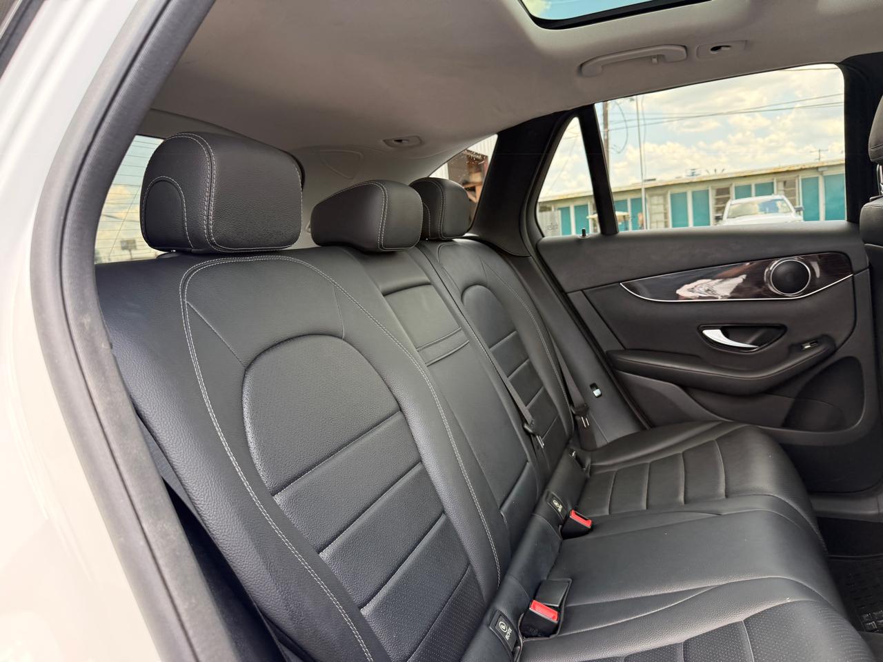 Mercedes-Benz GLC-Class GLC300 4MATIC 2016