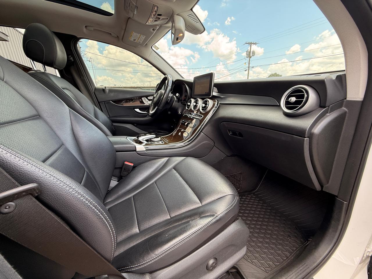 Mercedes-Benz GLC-Class GLC300 4MATIC 2016