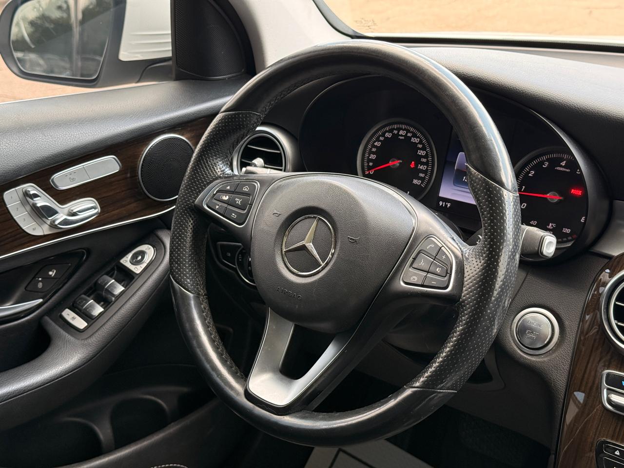 Mercedes-Benz GLC-Class GLC300 4MATIC 2016