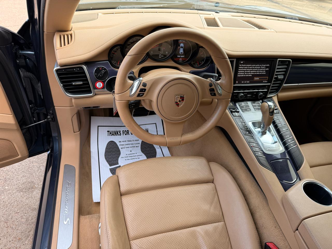 Porsche Panamera S 2011