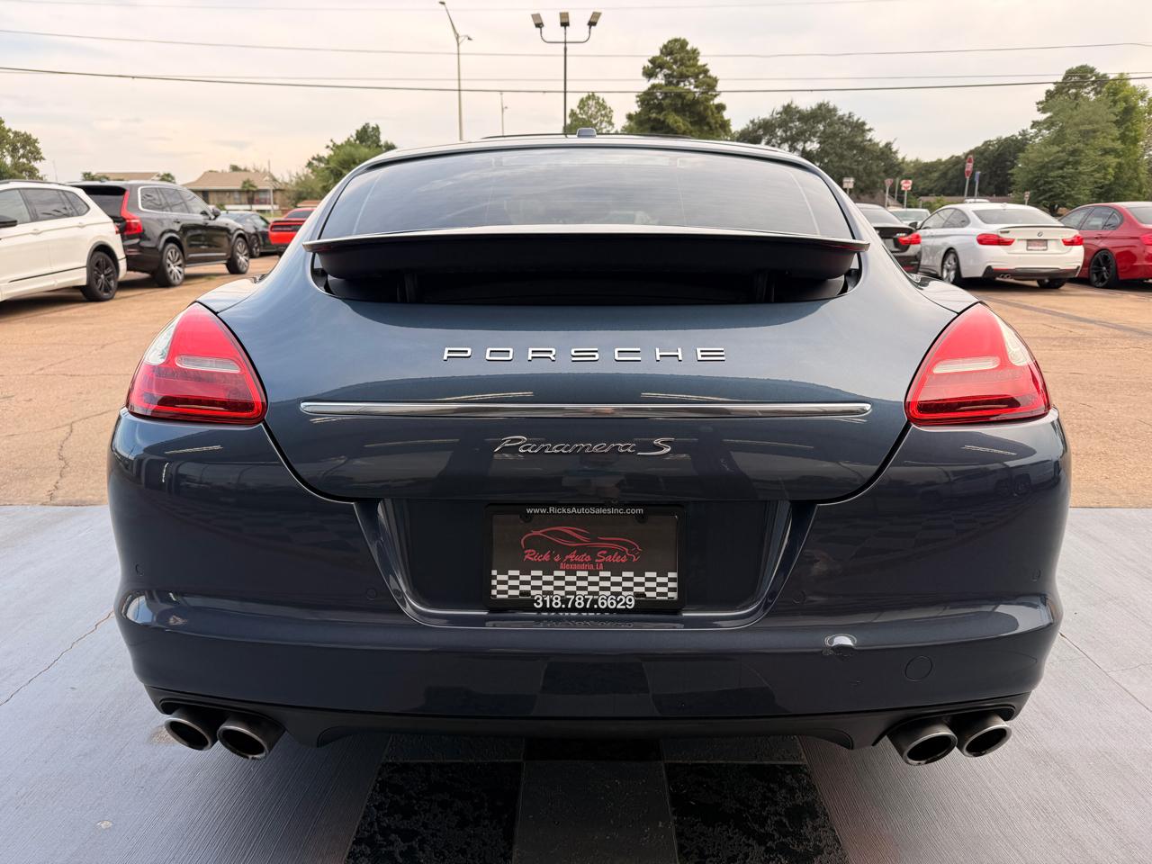 Porsche Panamera S 2011