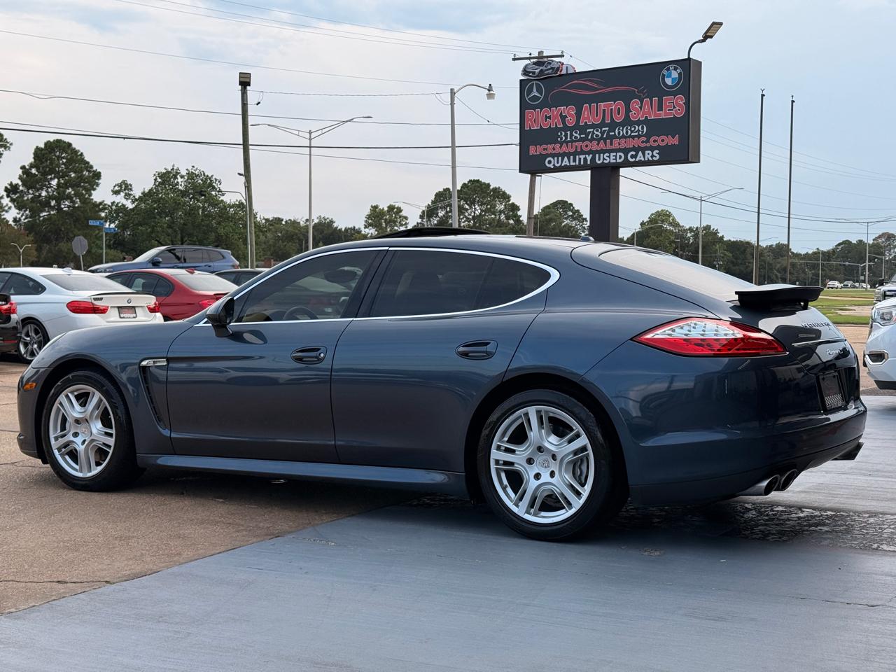 Porsche Panamera S 2011
