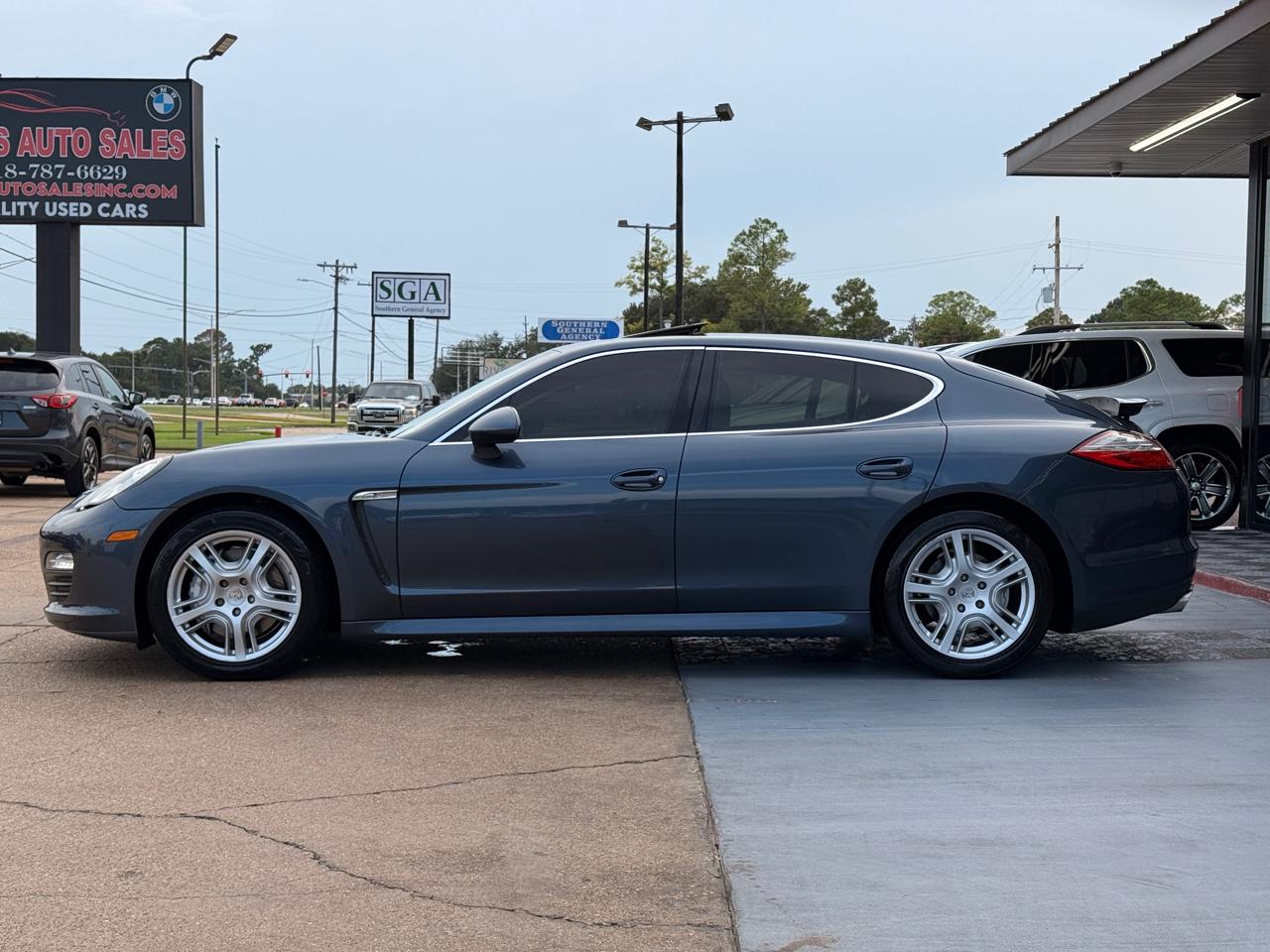 Porsche Panamera S 2011