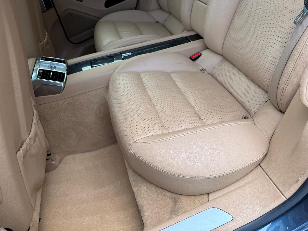 Porsche Panamera S 2011