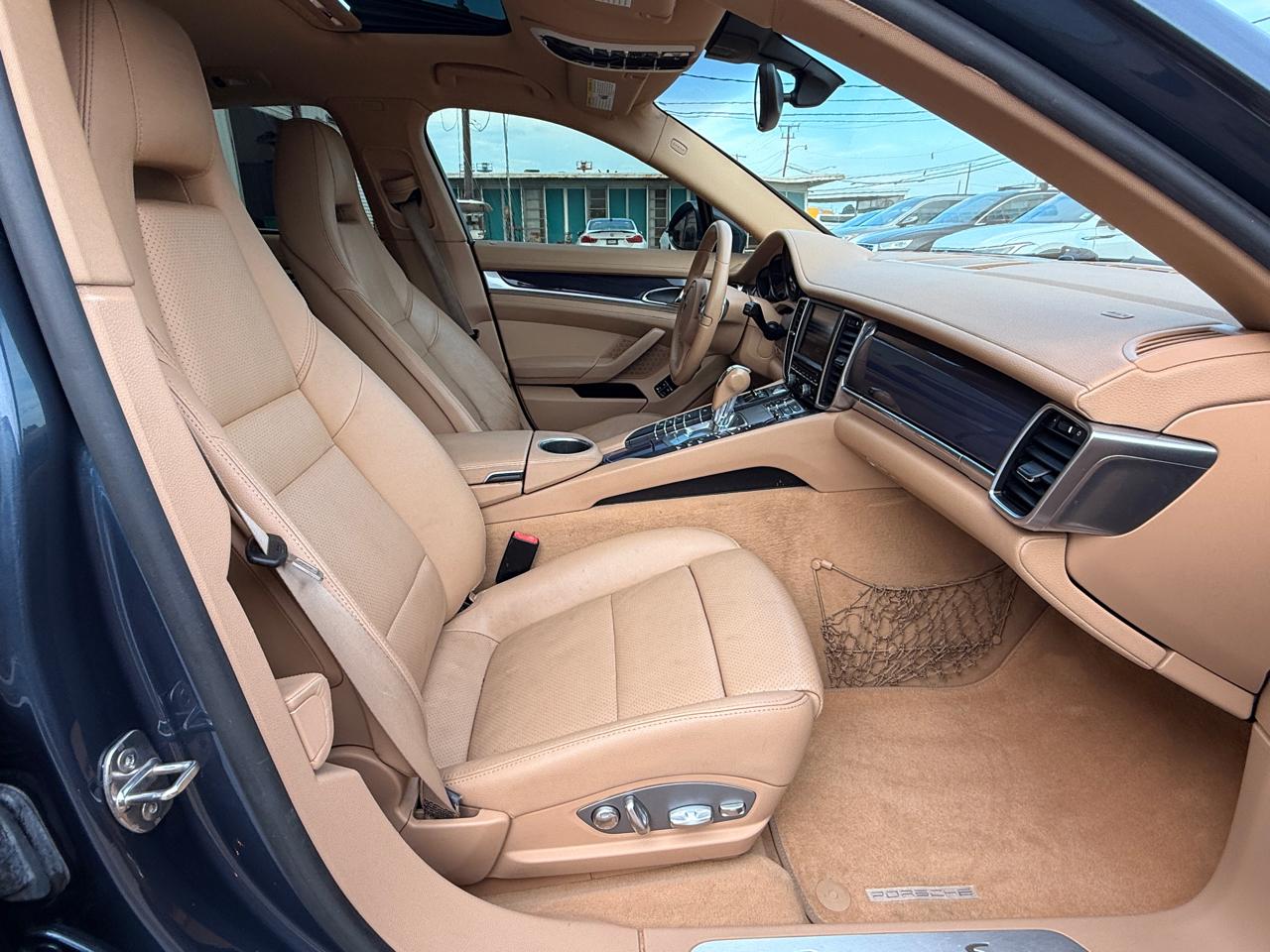 Porsche Panamera S 2011