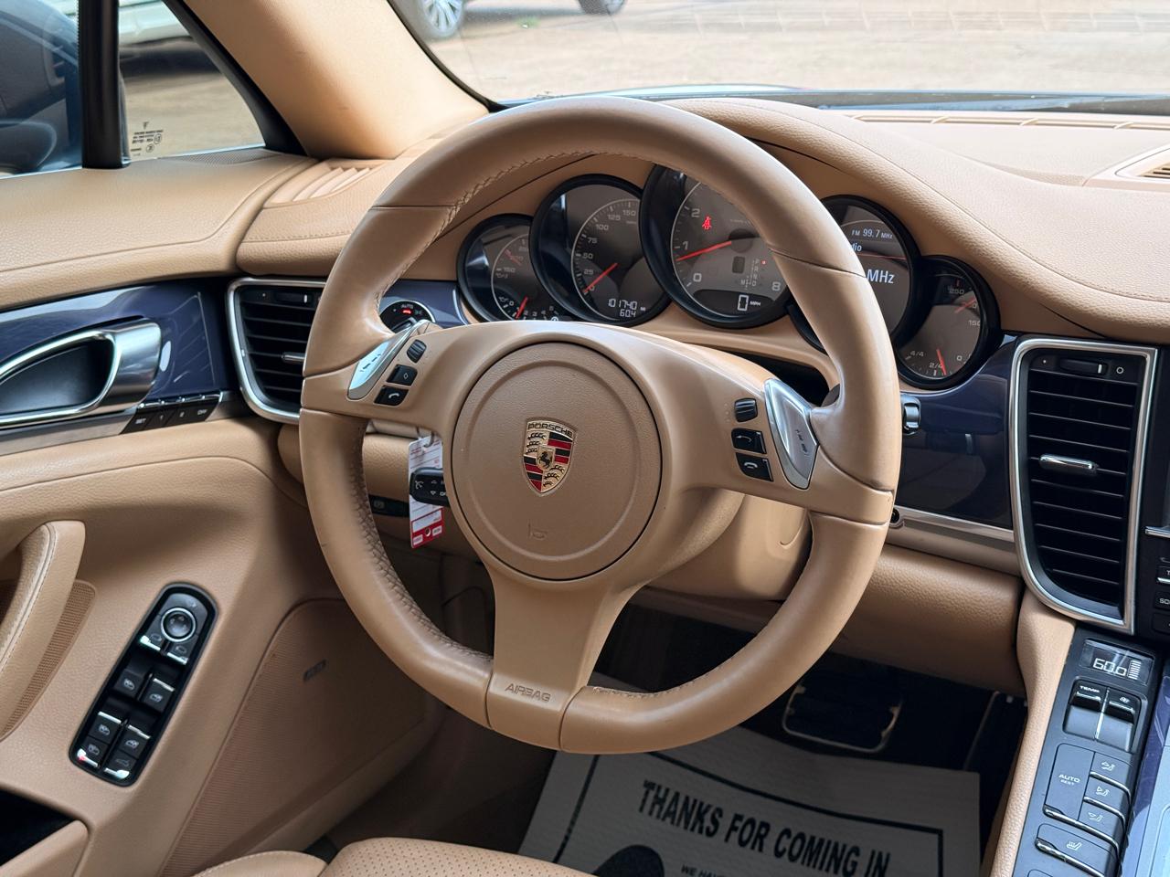Porsche Panamera S 2011