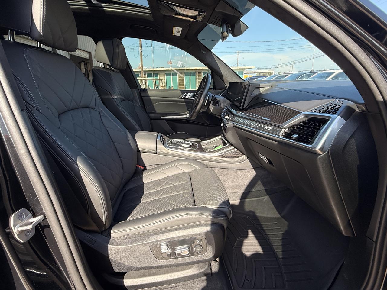 BMW X7 xDrive40i 2025