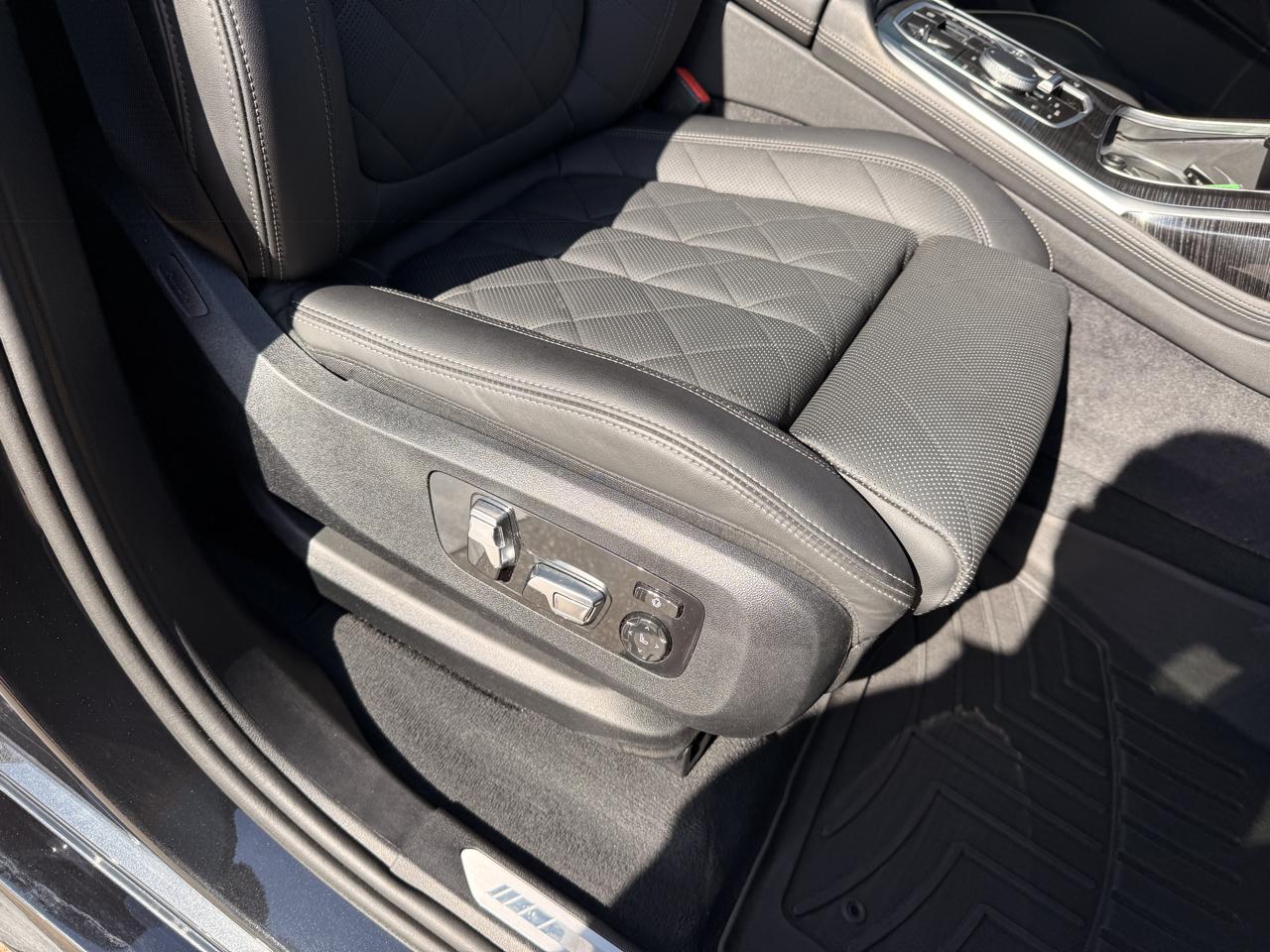 BMW X7 xDrive40i 2025