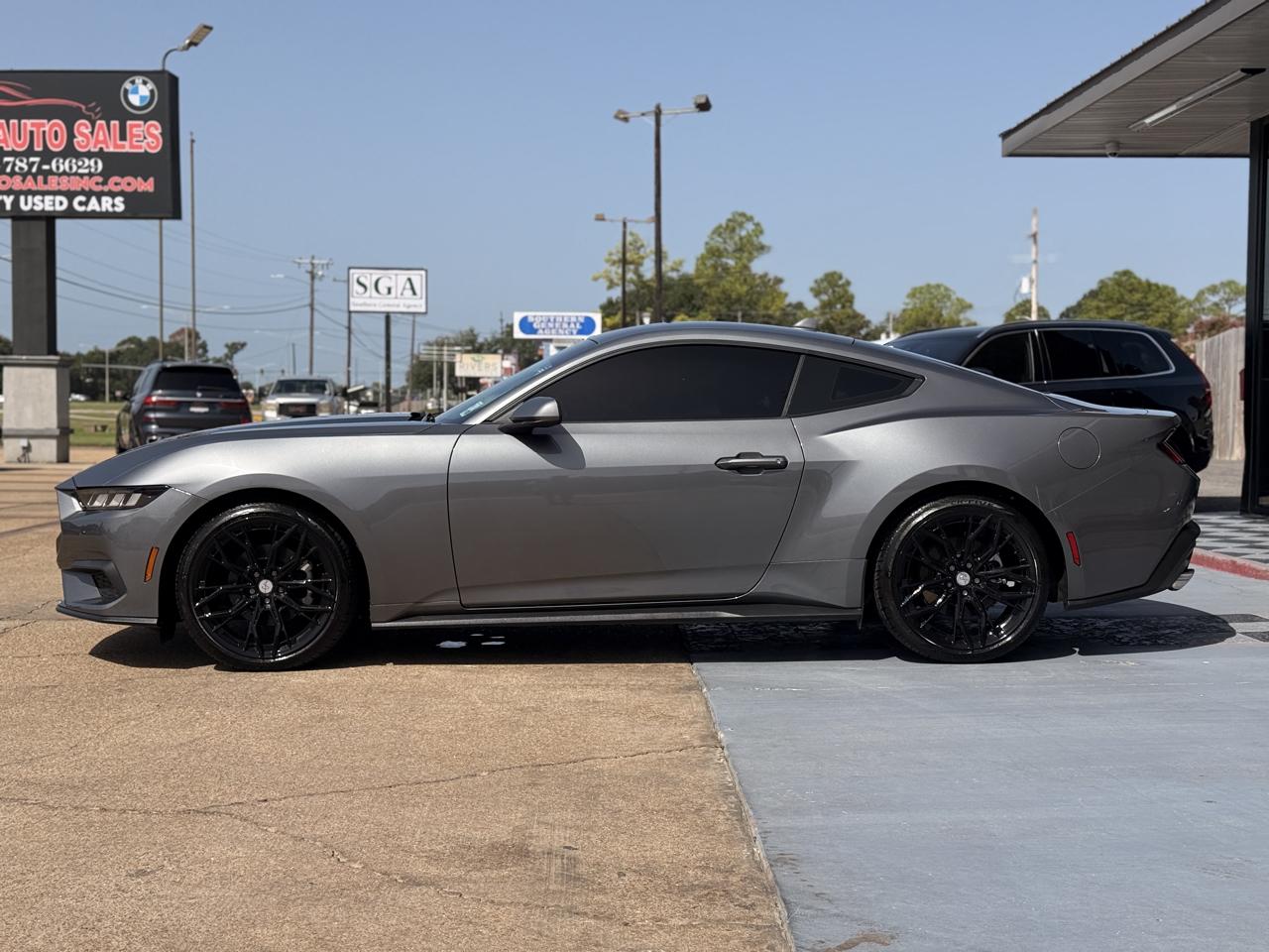 Ford Mustang EcoBoost Coupe 2025
