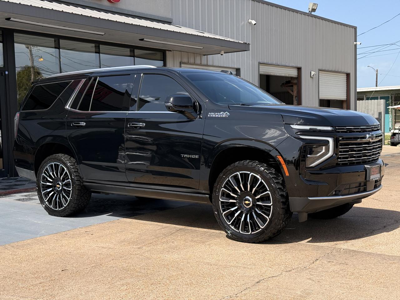 Chevrolet Tahoe High Country 4WD 2025