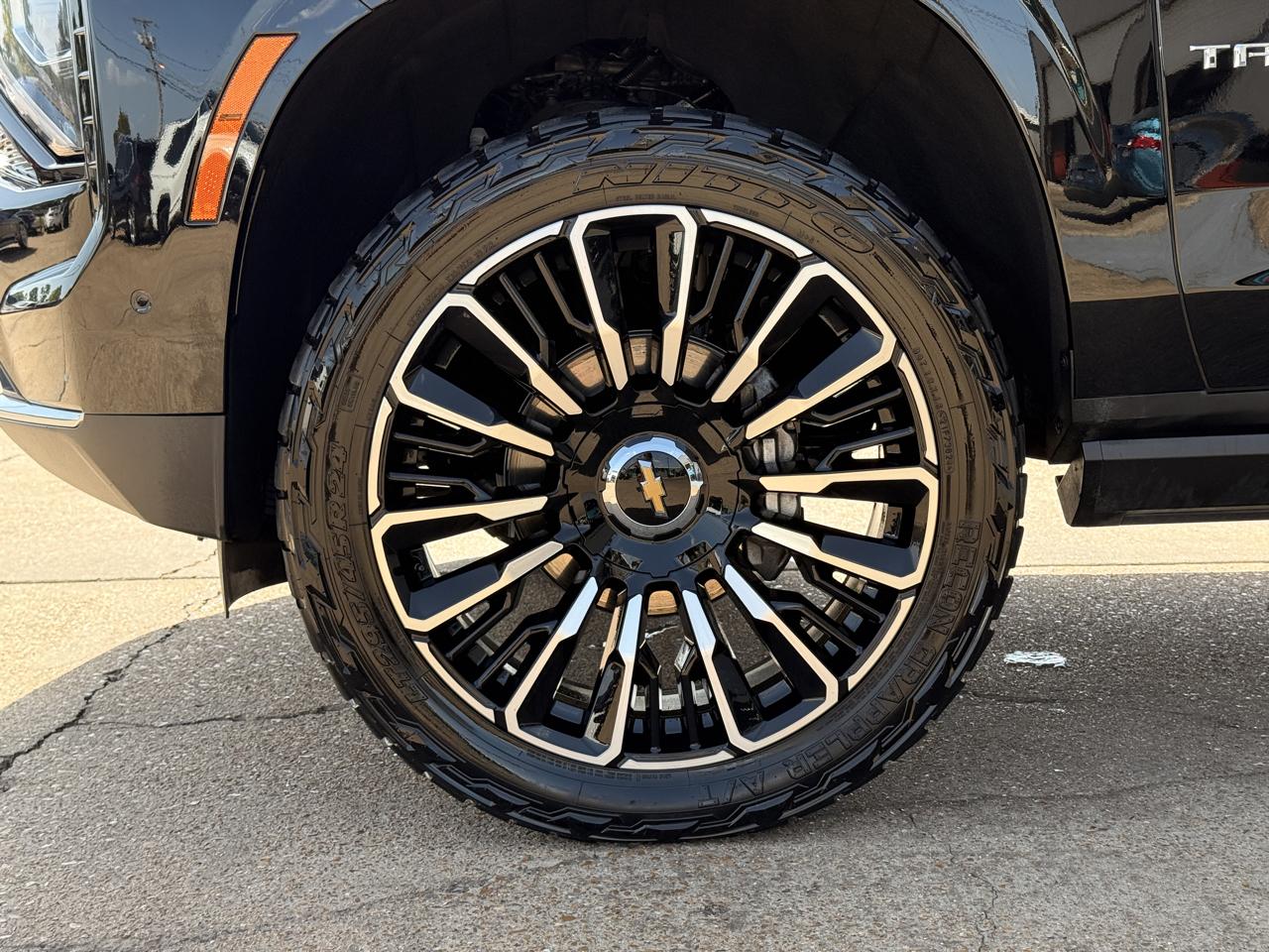 Chevrolet Tahoe High Country 4WD 2025