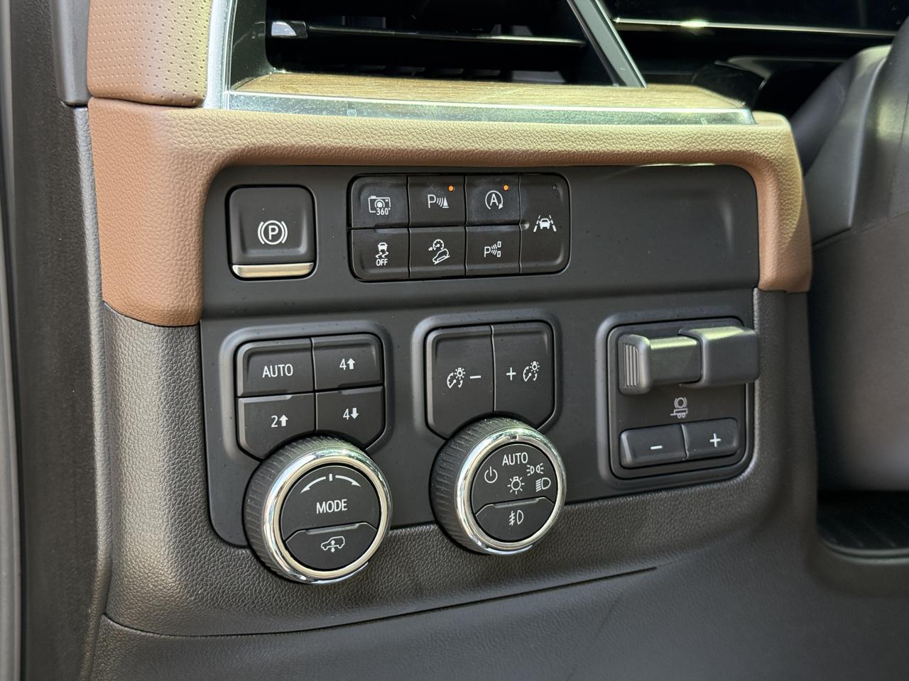Chevrolet Tahoe High Country 4WD 2025