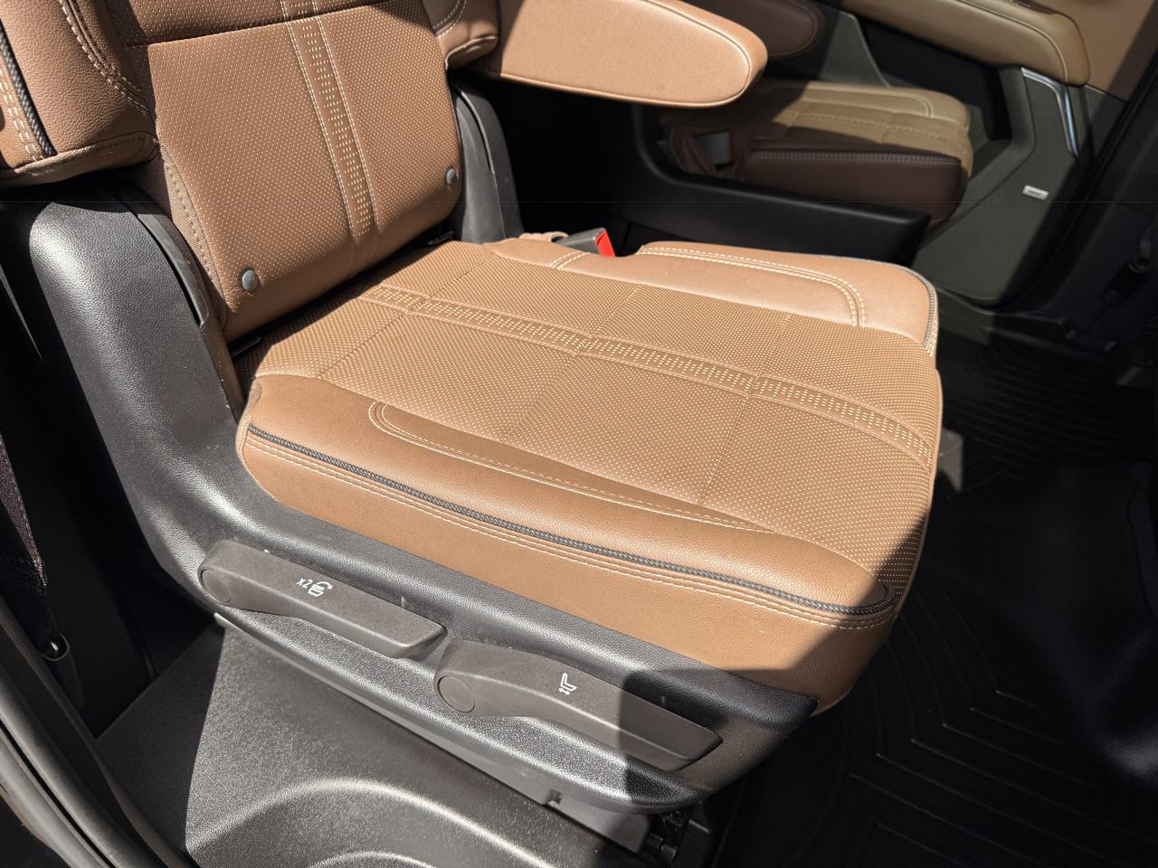 Chevrolet Tahoe High Country 4WD 2025