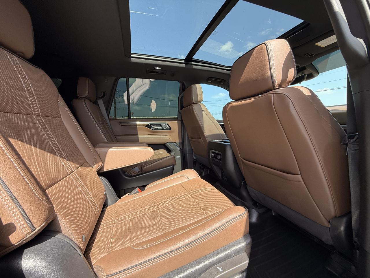 Chevrolet Tahoe High Country 4WD 2025