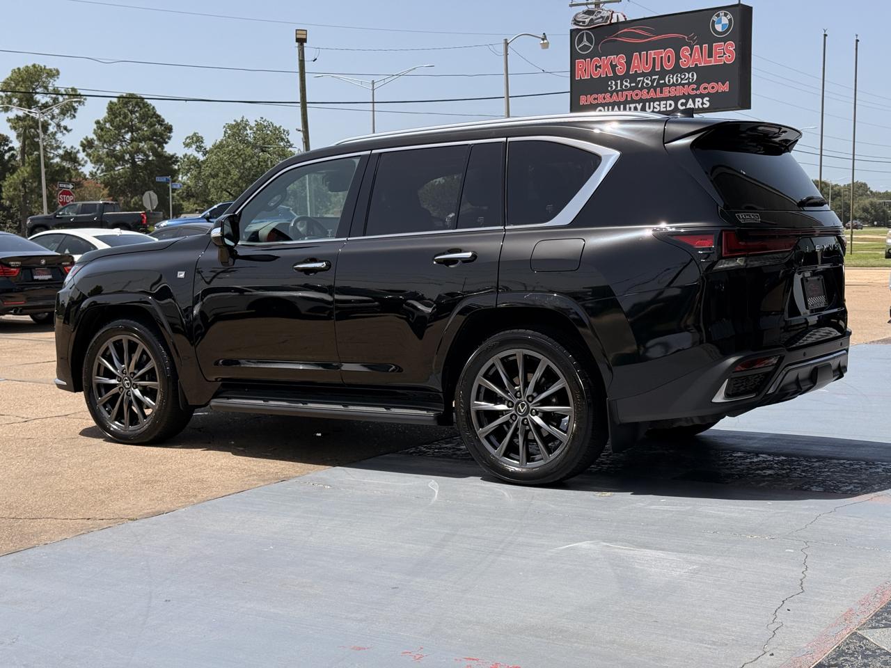 Lexus LX 600 F SPORT Handling 2023