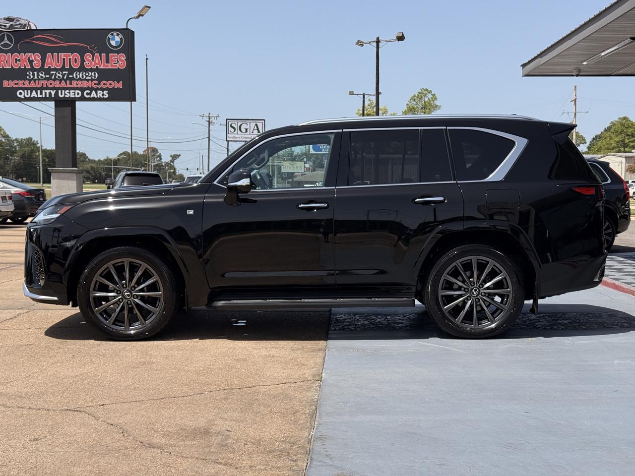 Lexus LX 600 F SPORT Handling 2023
