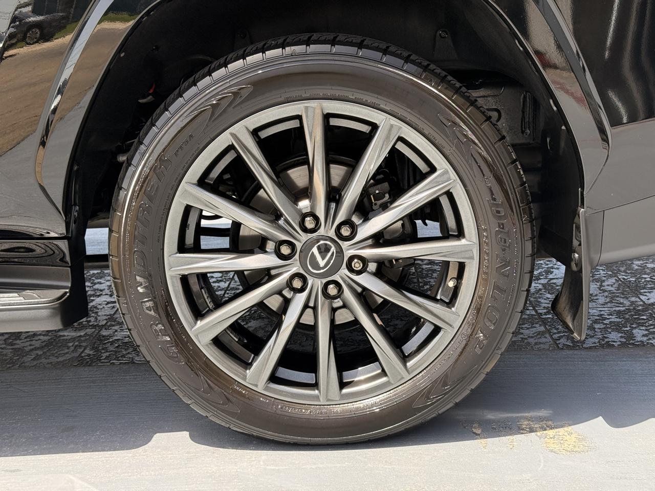 Lexus LX 600 F SPORT Handling 2023