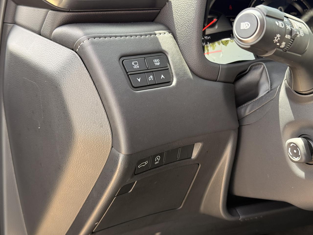 Lexus LX 600 F SPORT Handling 2023