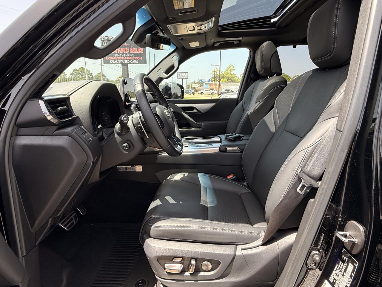 Lexus LX 600 F SPORT Handling 2023