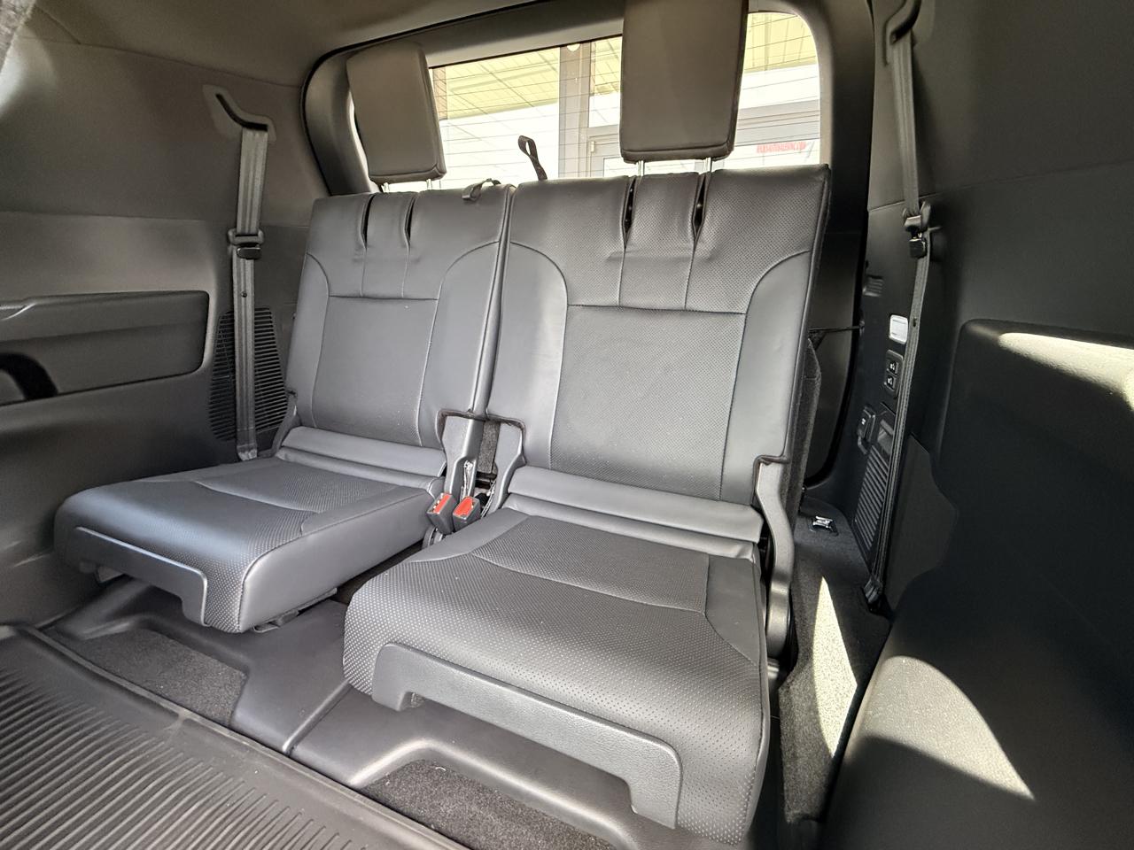 Lexus LX 600 F SPORT Handling 2023