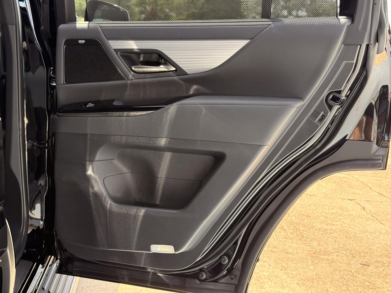 Lexus LX 600 F SPORT Handling 2023