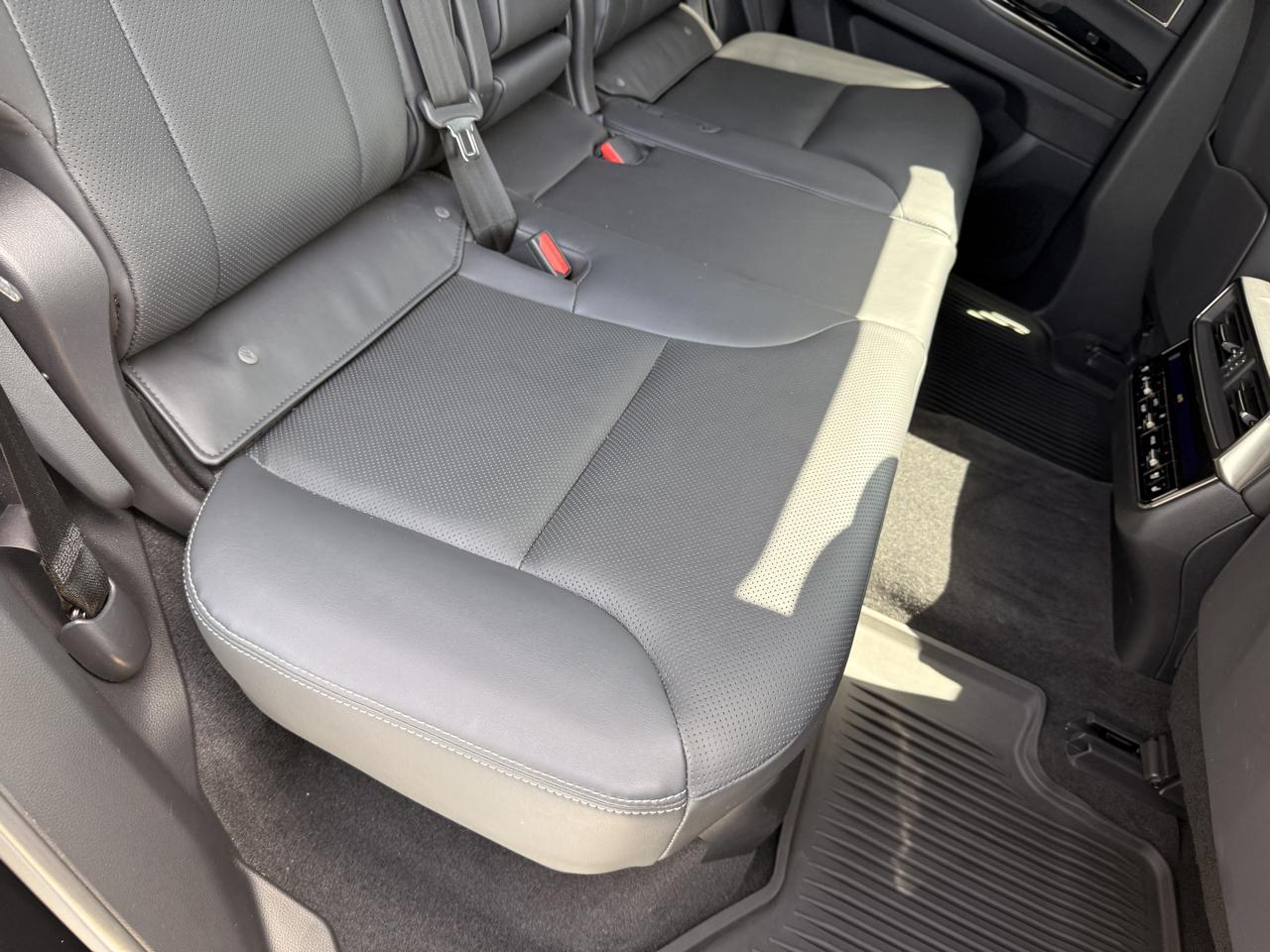 Lexus LX 600 F SPORT Handling 2023
