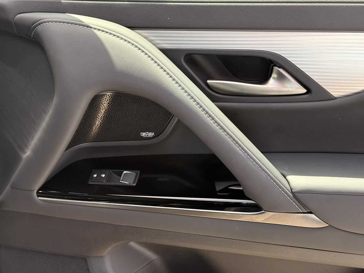Lexus LX 600 F SPORT Handling 2023