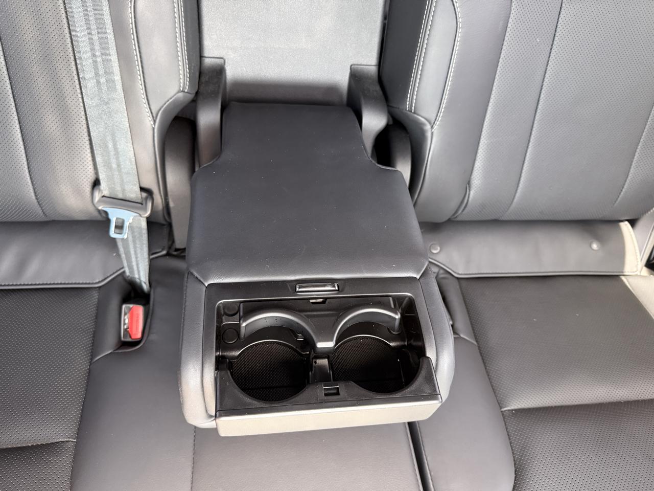 Lexus LX 600 F SPORT Handling 2023