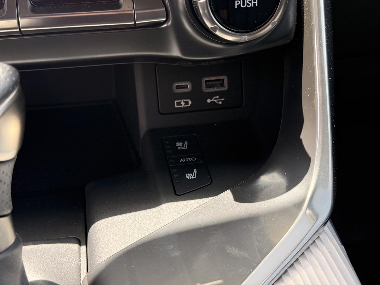 Lexus LX 600 F SPORT Handling 2023