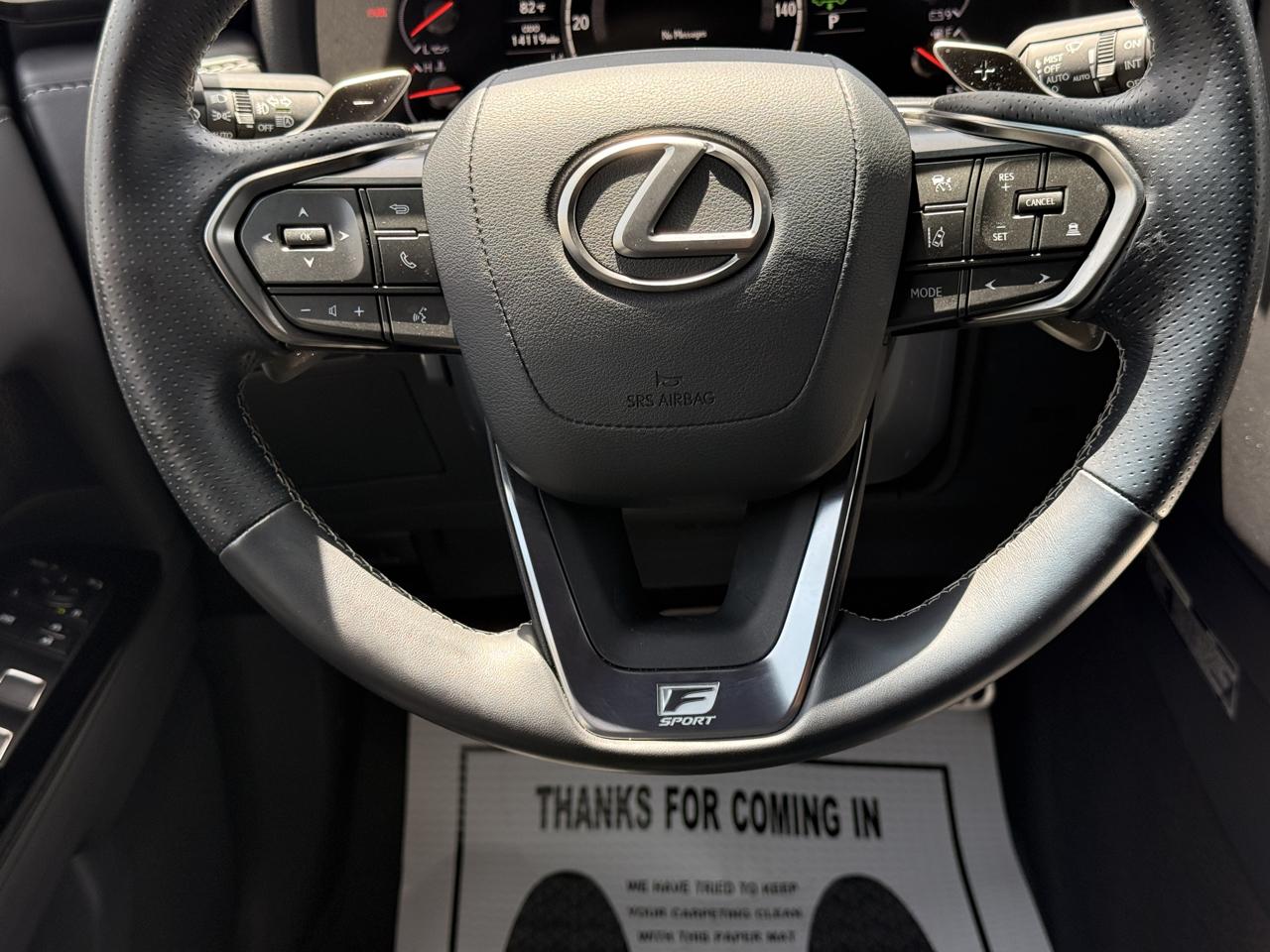 Lexus LX 600 F SPORT Handling 2023