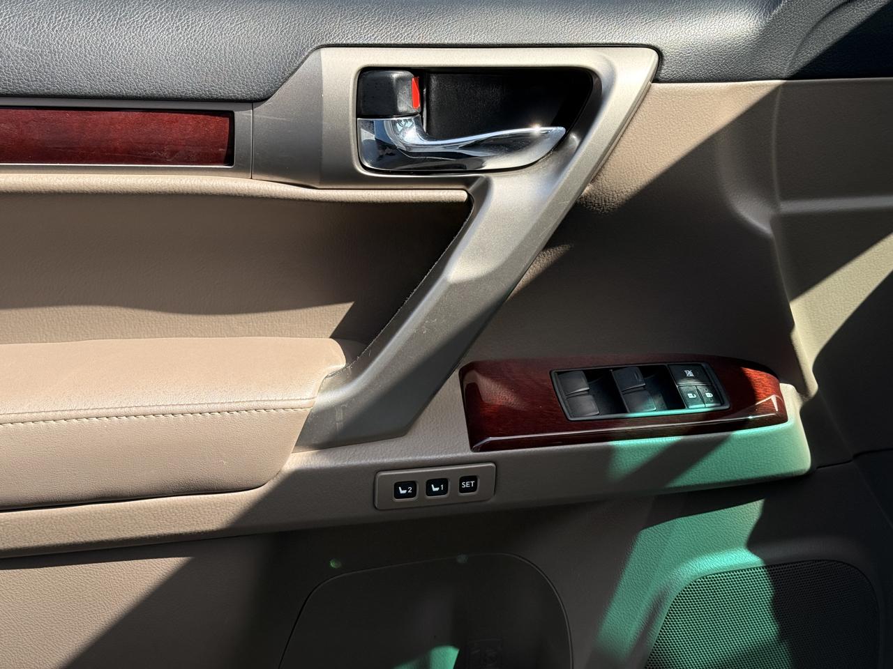 Lexus GX 460 Base 2019