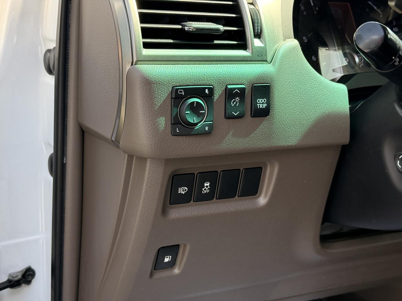 Lexus GX 460 Base 2019