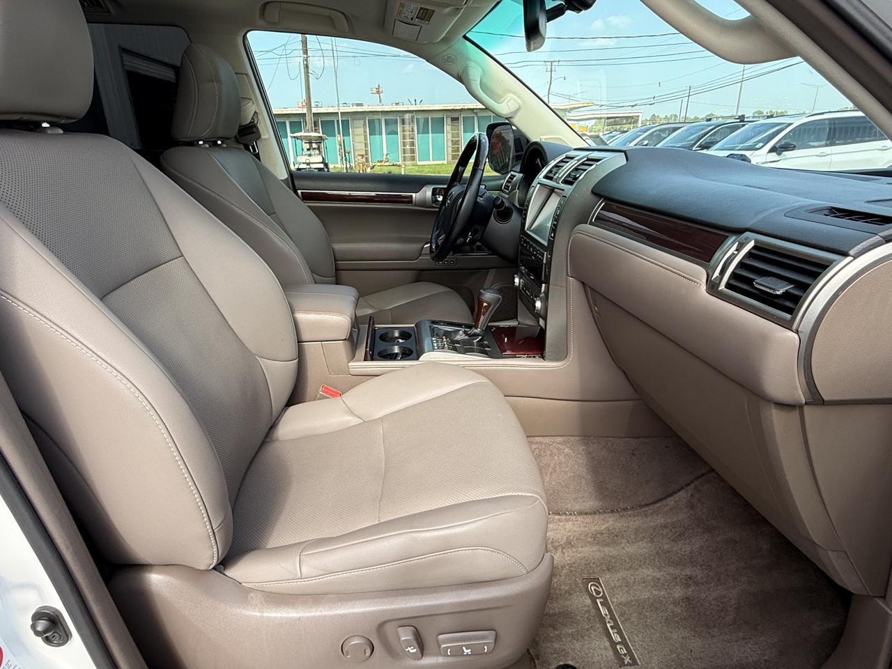 Lexus GX 460 Base 2019
