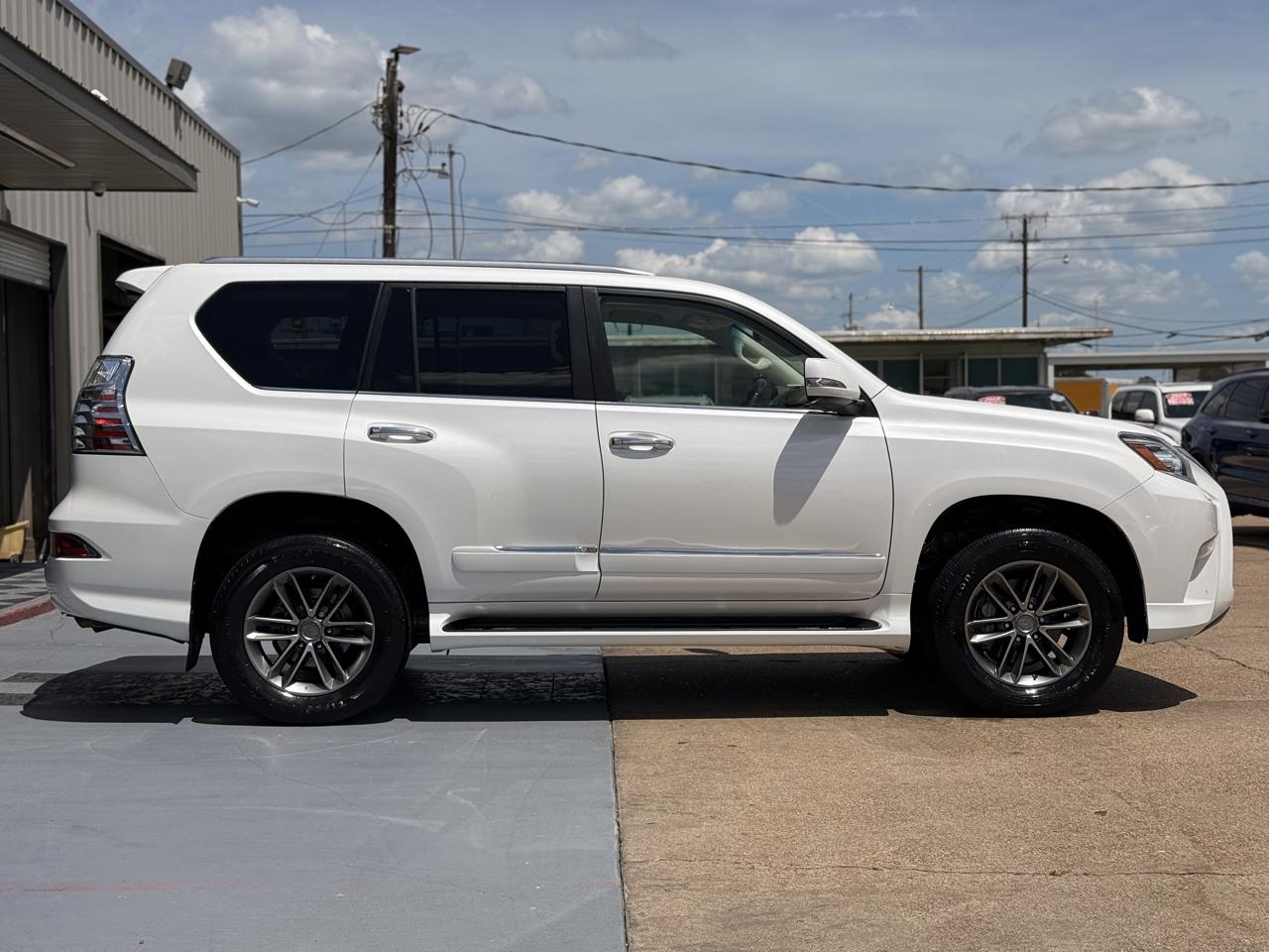 Lexus GX 460 Premium 4D SUV 4WD 2018