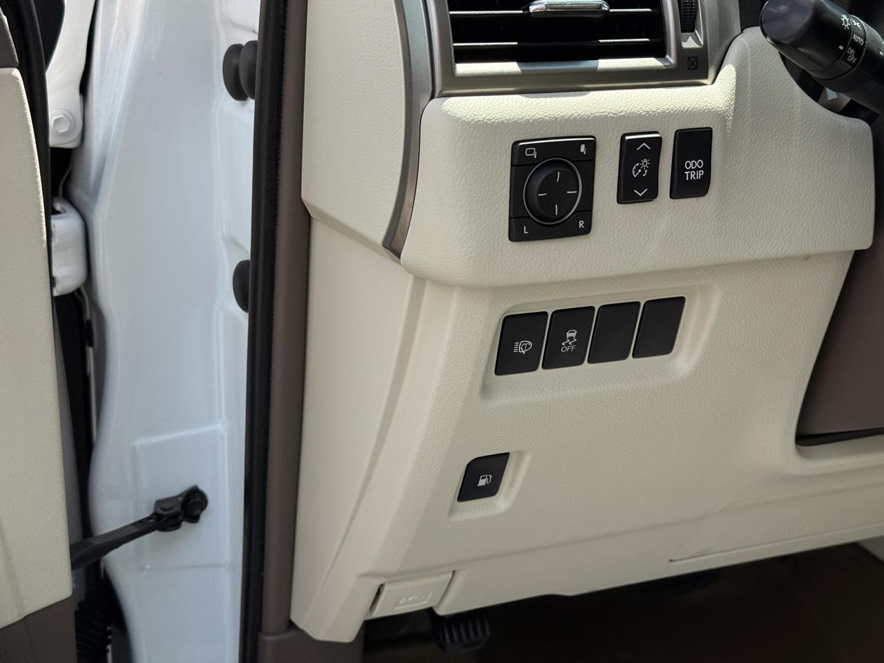 Lexus GX 460 Premium 4D SUV 4WD 2018