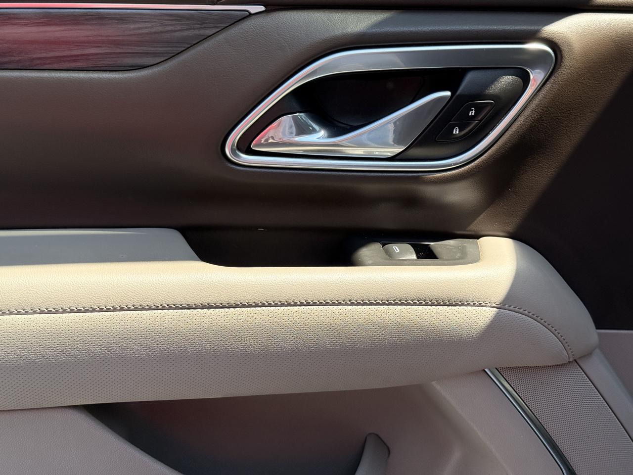 GMC Yukon SLT 2WD 2021