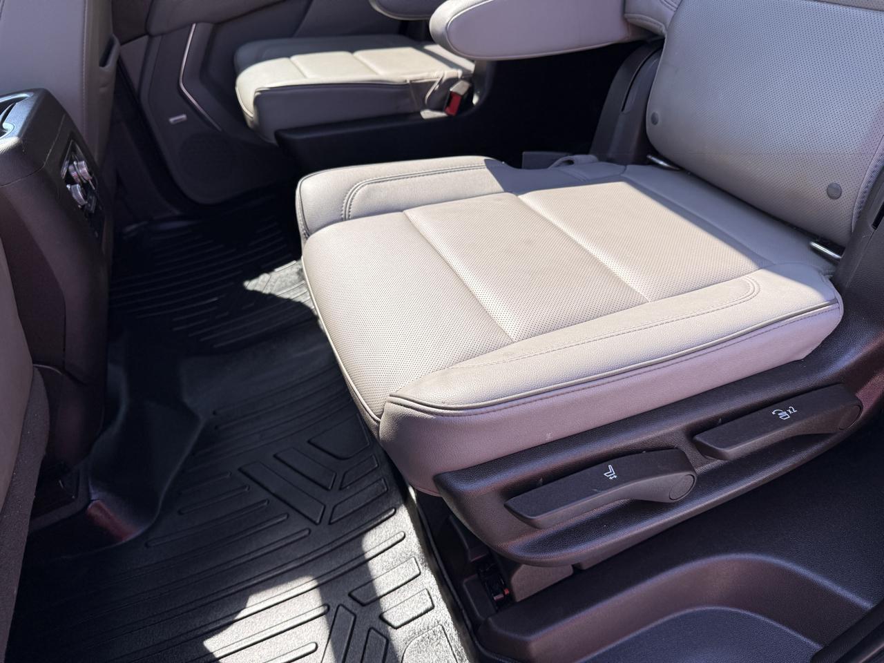 GMC Yukon SLT 2WD 2021